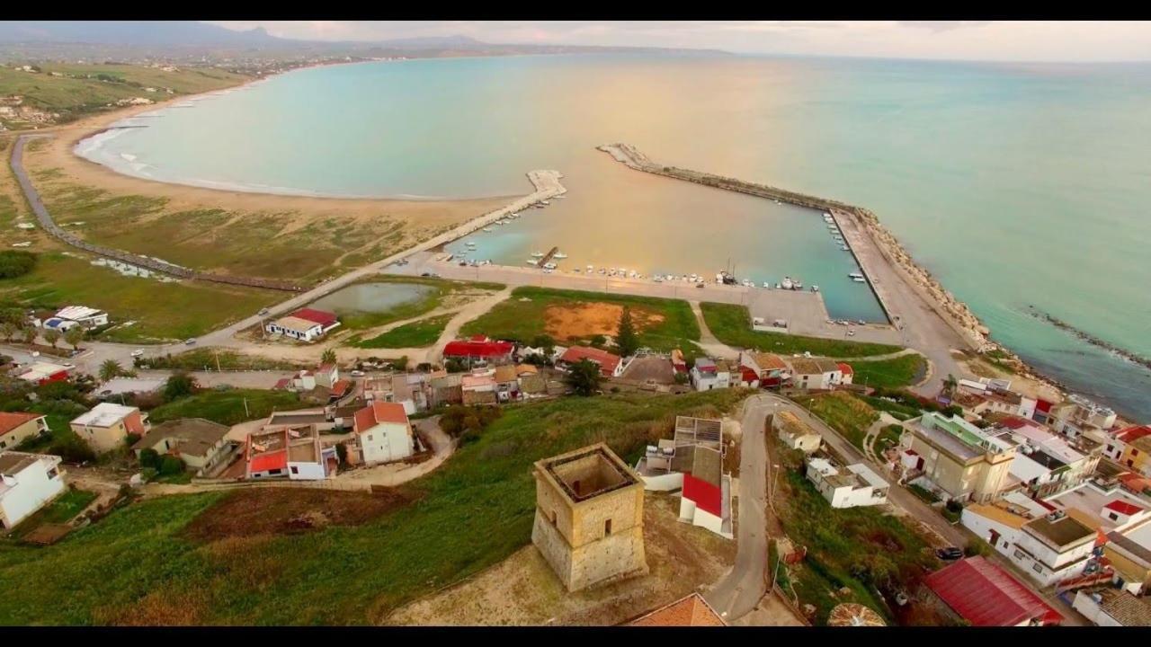 La Casetta Degli Ulivi Con Piscina Menfi Luaran gambar